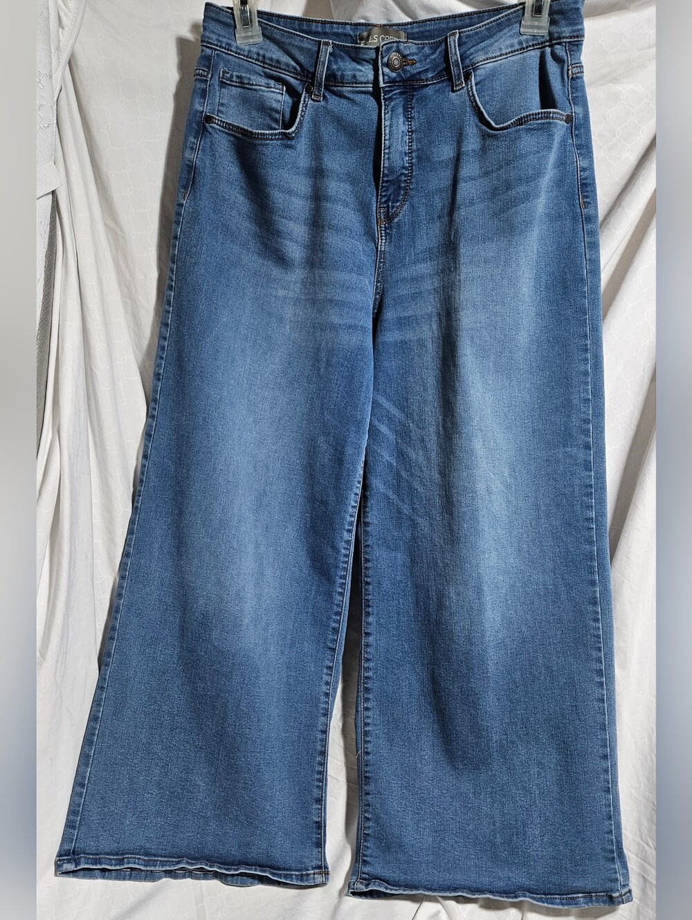 Womens Flair Stretch Jeans 31" Waist By 26" Inseam. (Rdf)